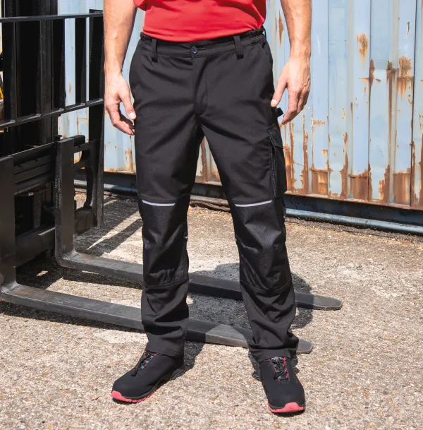 Pantalon de travail slim SOFTSHELL porté — vue 1