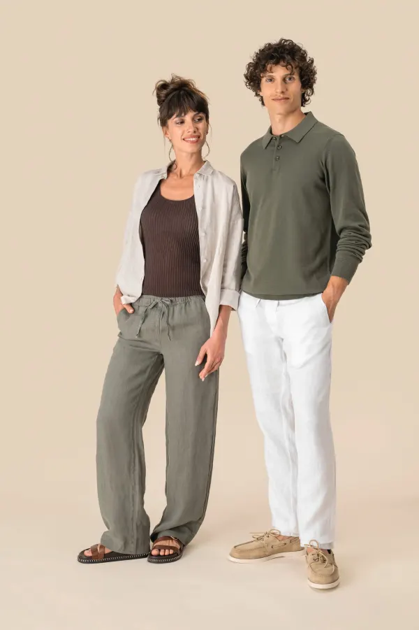 Pantalon délavé en lin homme porté — vue 4