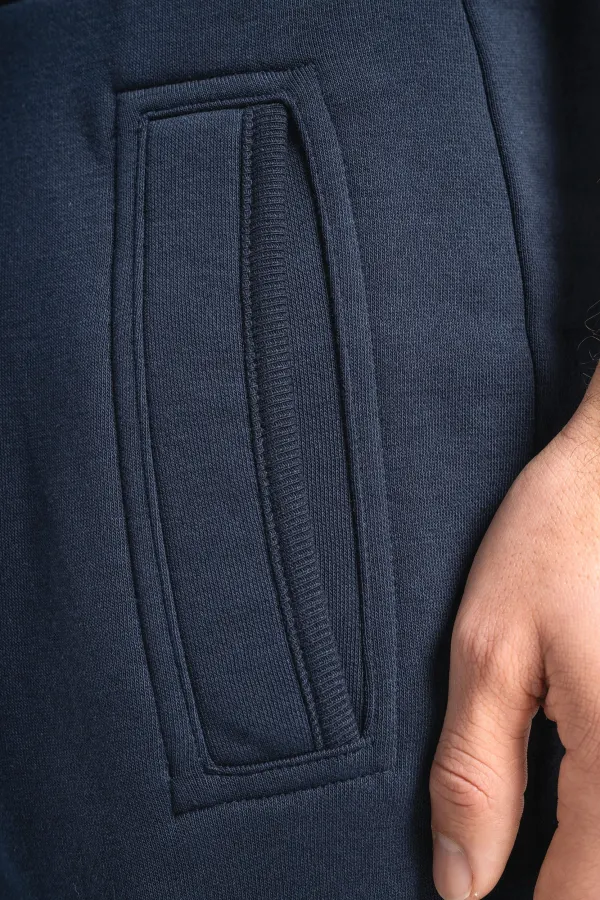 Pantalon jogging unisexe porté — vue 3