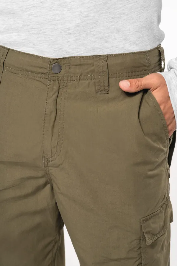 Pantalon léger multipoches homme porté — vue 3