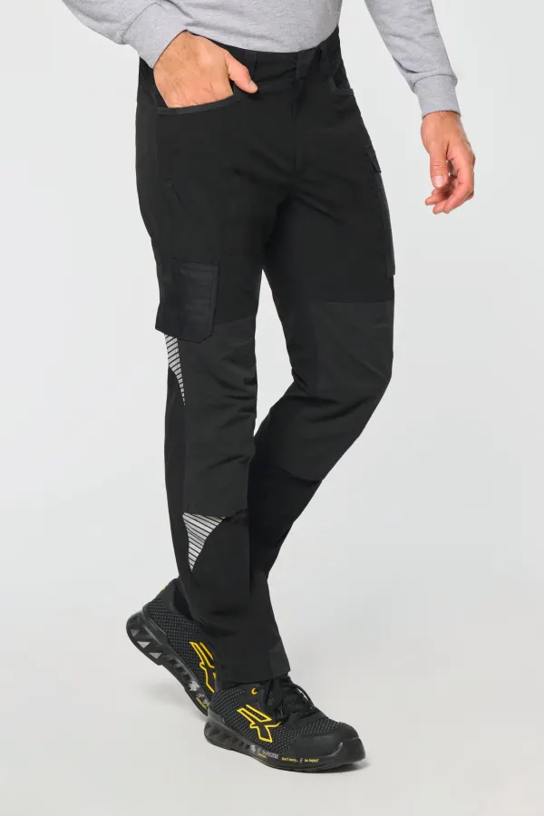 Pantalon léger stretch recyclé multipoches unisexe porté — vue 2