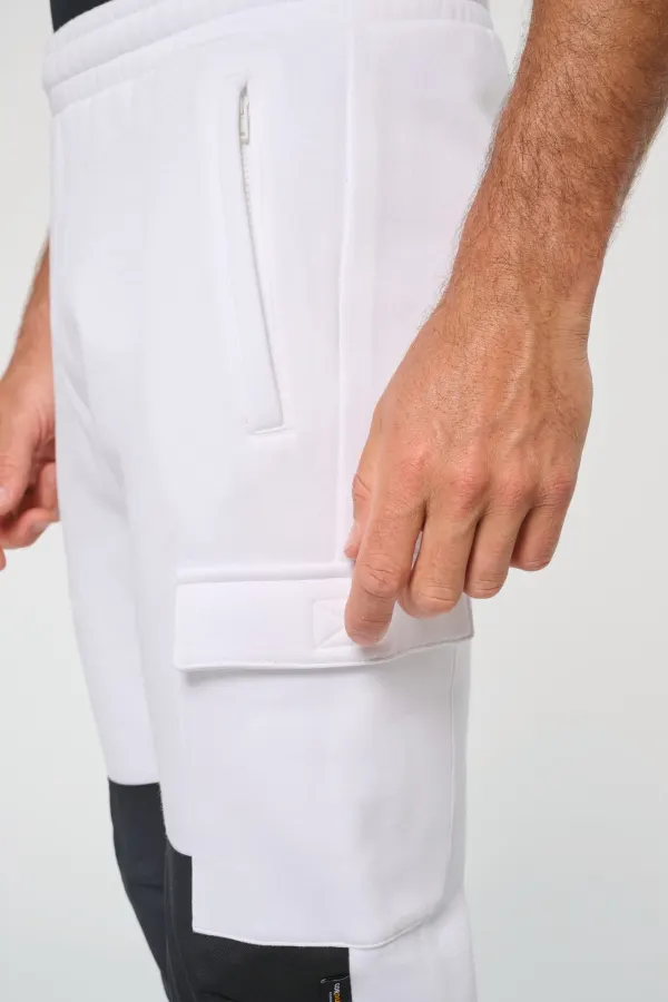 Pantalon molleton cargo écoresponsable homme porté — vue 4