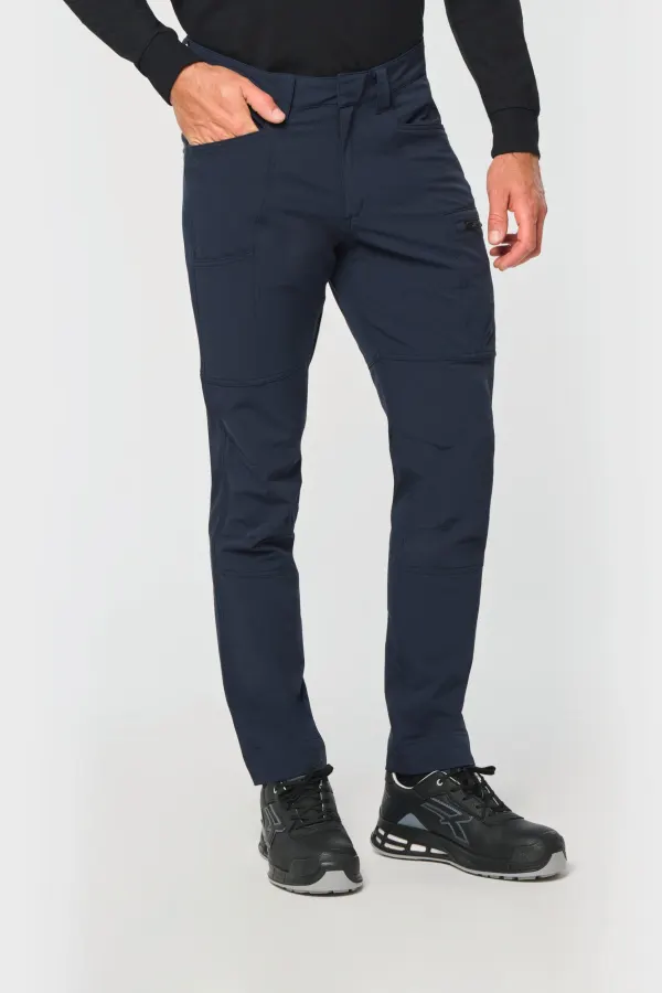 Pantalon recyclé stretch homme porté — vue 1