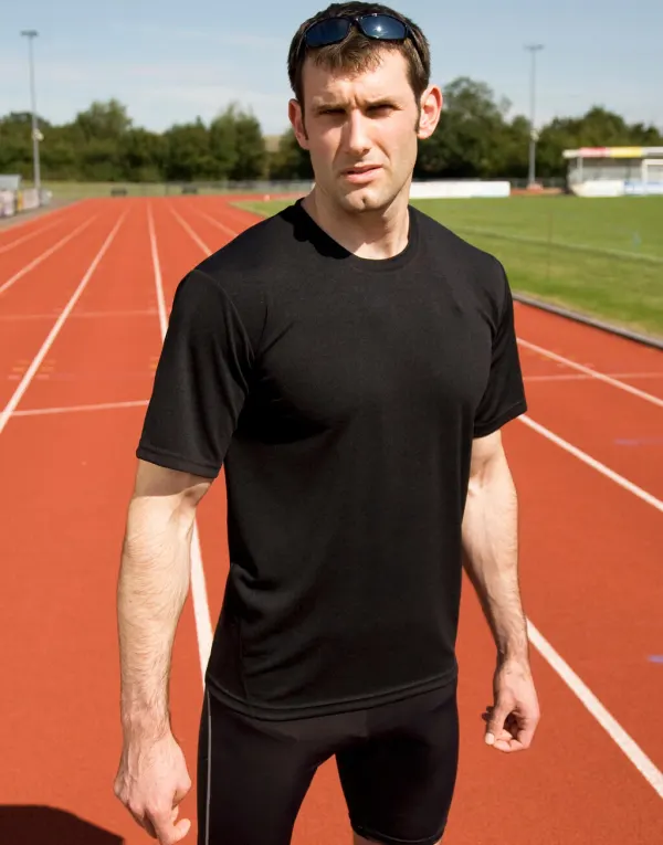 Performance T-Shirt porté — vue 1