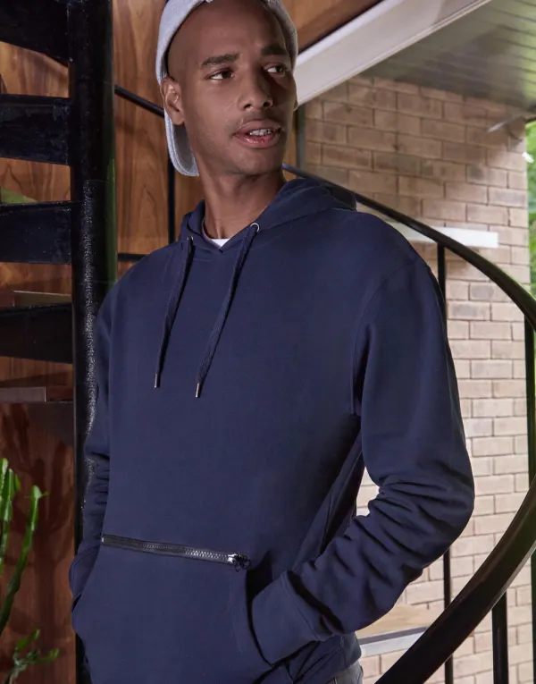 Pique Hoodie with Zipped Pocket porté — vue 1