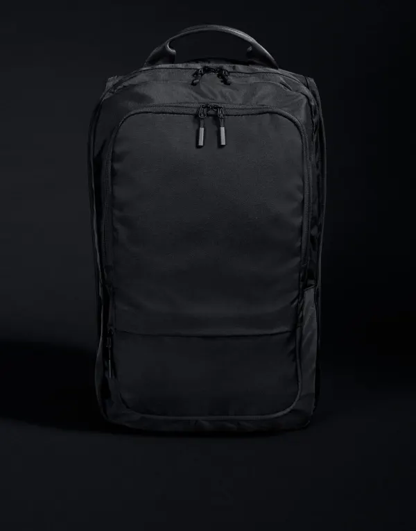 Pitch Black 24 Hour Backpack porté — vue 3