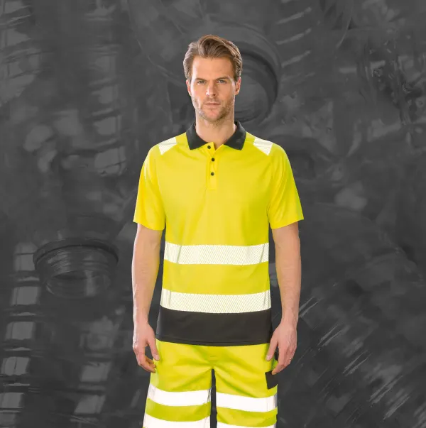 Polo de sécurité recyclé porté — vue 1