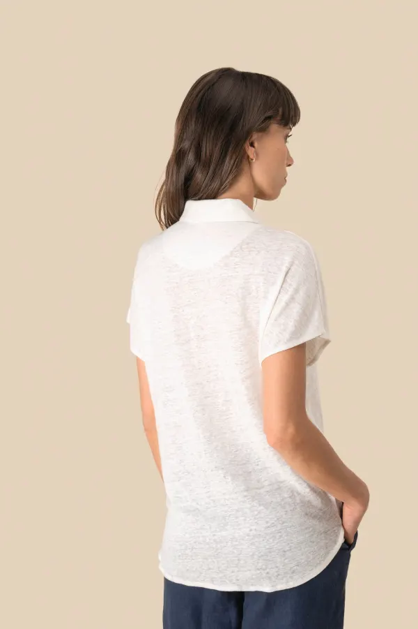 Polo en lin femme porté — vue 4