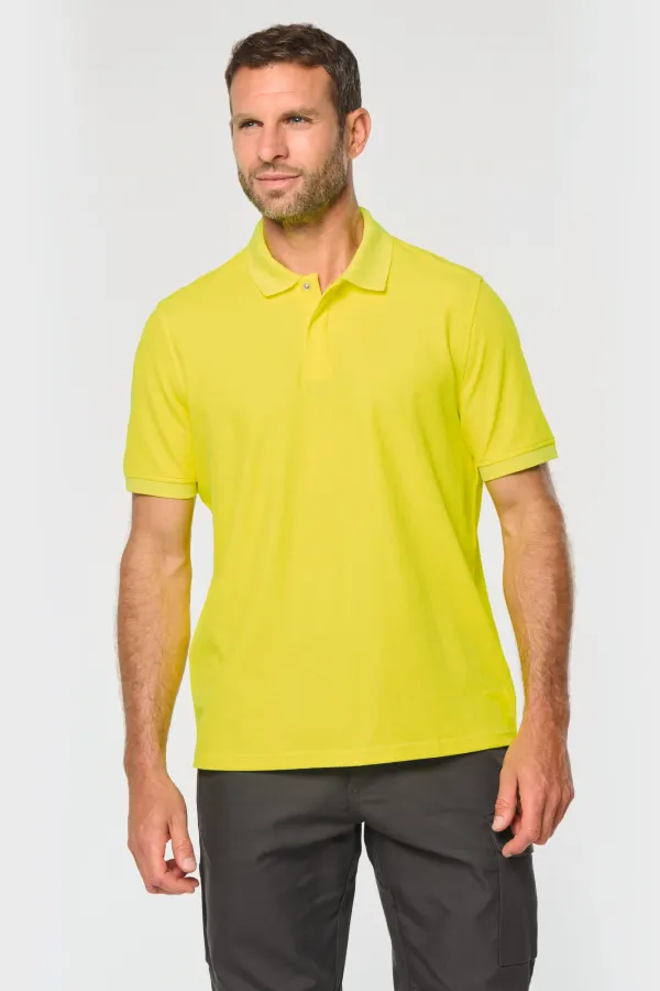 Polo unisexe écoresponsable coton/polyester porté — vue 1
