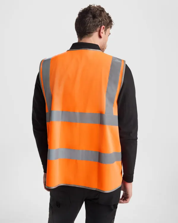 POLUX 9311 porté — vue 1