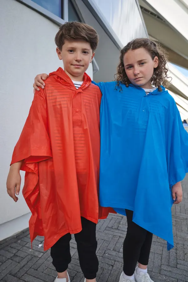 Poncho enfant porté — vue 1