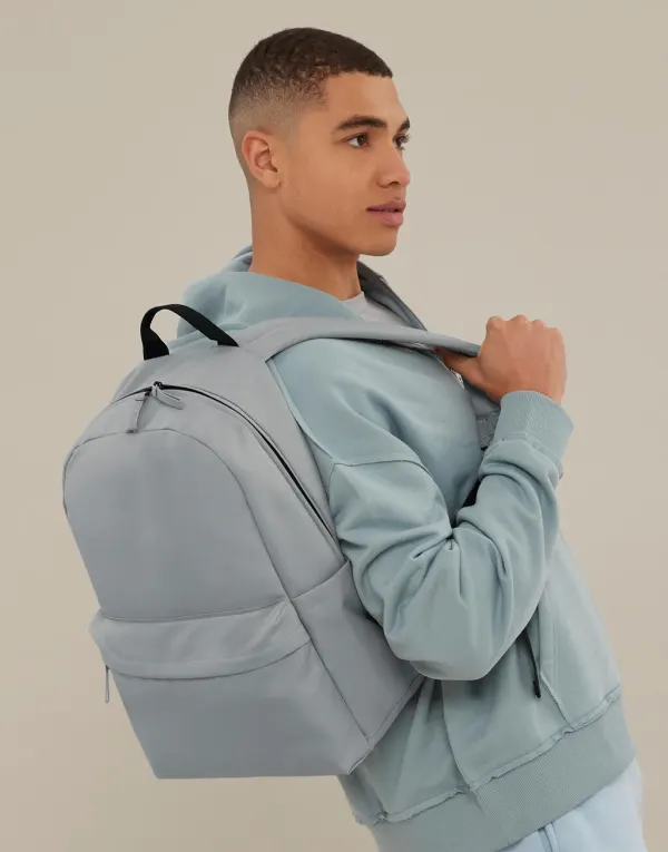 Premium Recycled Backpack porté — vue 1