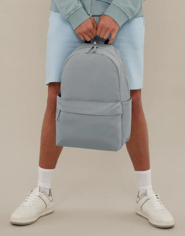 Premium Recycled Backpack porté — vue 3
