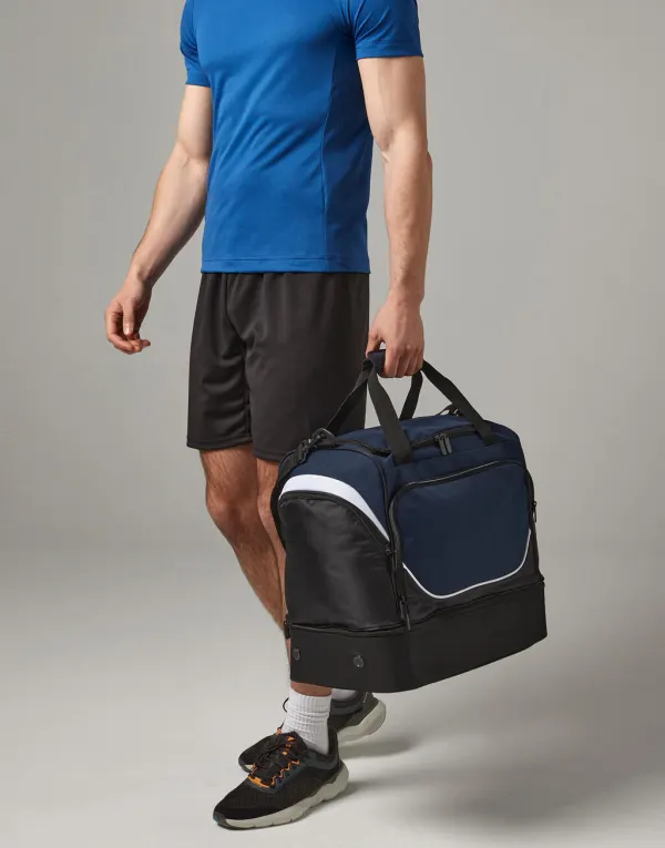 Pro Team Hardbase Holdall porté — vue 1