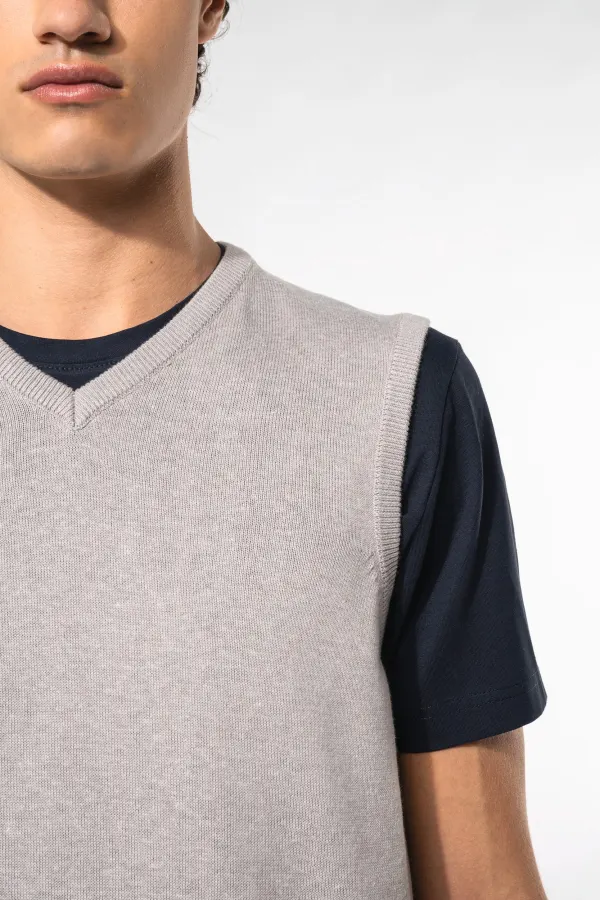 Pull col V sans manches porté — vue 3