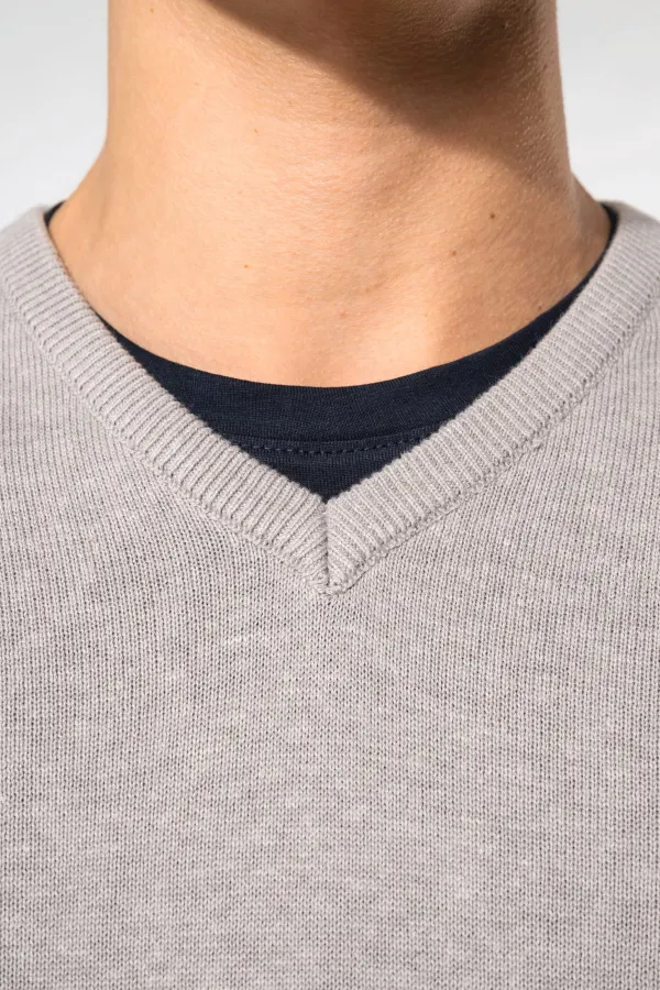 Pull col V sans manches porté — vue 4