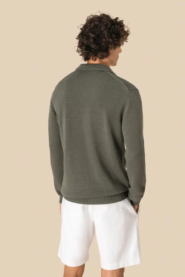 Pull homme à col polo porté — vue 3