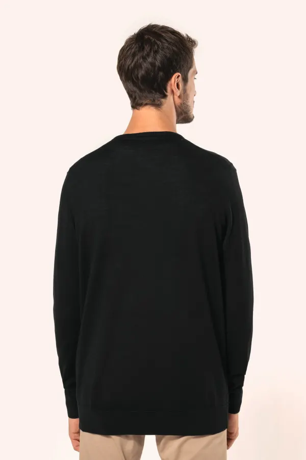 Pull Mérinos col V homme porté — vue 1
