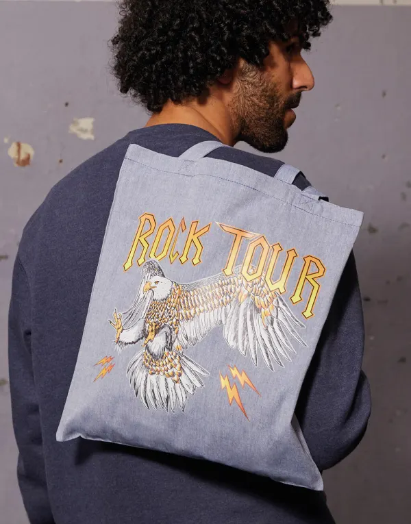 Recycled Cotton/Polyester Tote LH porté — vue 2