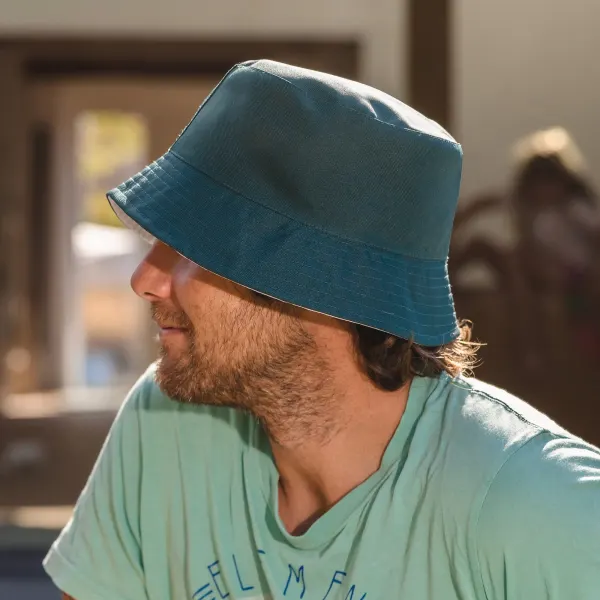 RECYCLED REVERSIBLE BUCKET HAT porté — vue 2