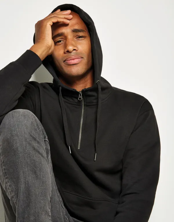 Regular Fit 1/4 Zip Hoodie porté — vue 2