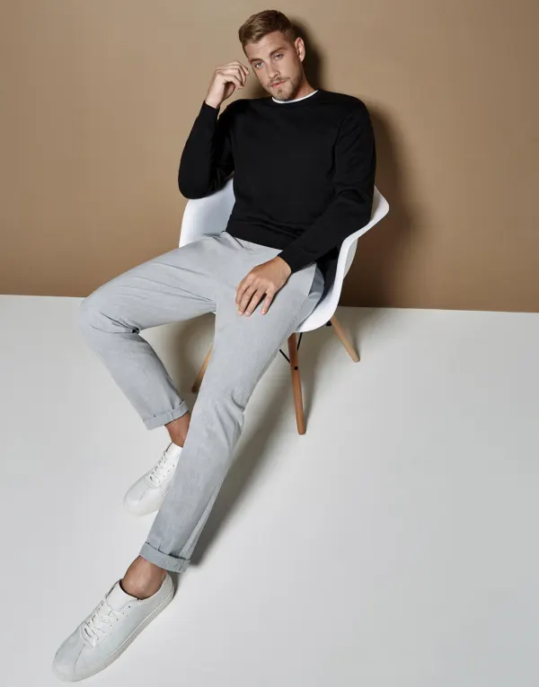 Regular Fit Arundel Crew Neck Sweater porté — vue 1