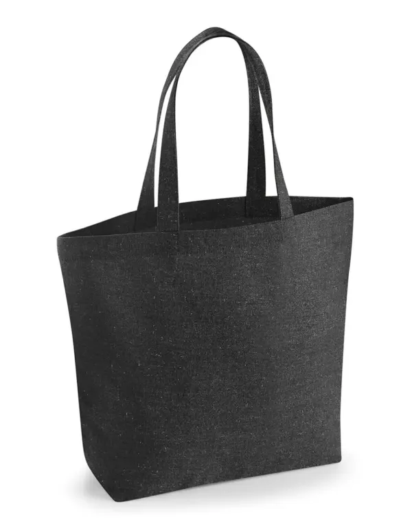 Revive Recycled Maxi Tote porté — vue 2