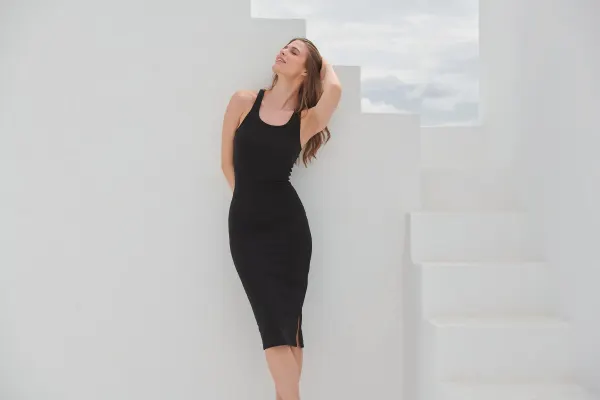 Robe dos nageur pour femme porté — vue 1