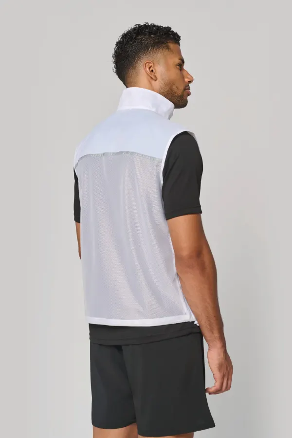 Runner - gilet d'entraînement dos filet unisexe porté — vue 1