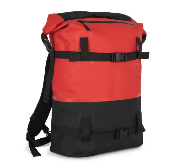 Sac à dos imperméable avec sangles de compression porté — vue 4