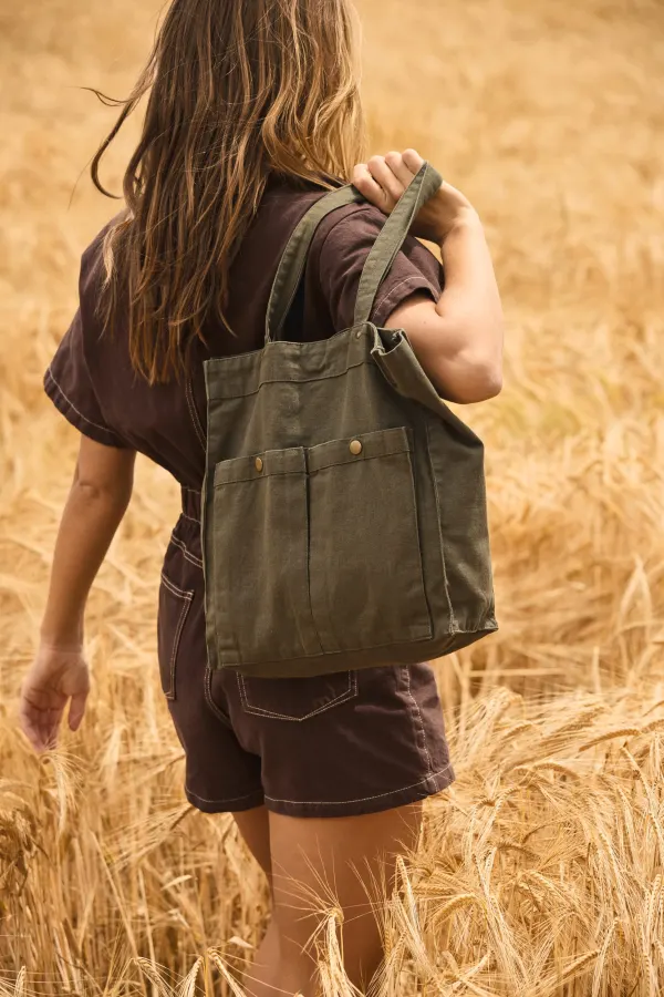 Sac à main à double poche frontale porté — vue 3