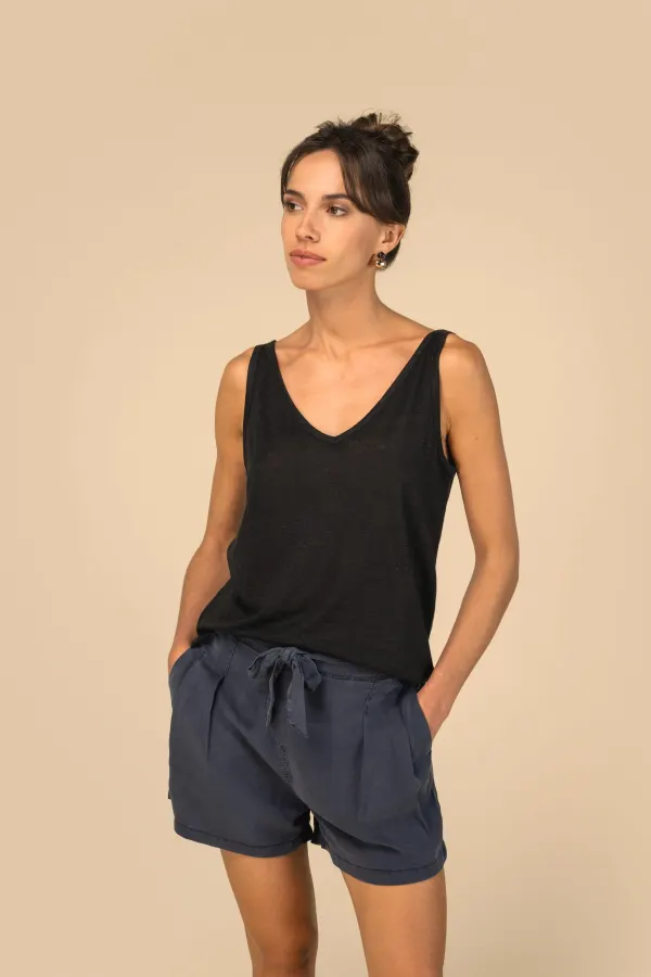 Short écoresponsable délavé en lyocell femme porté — vue 4