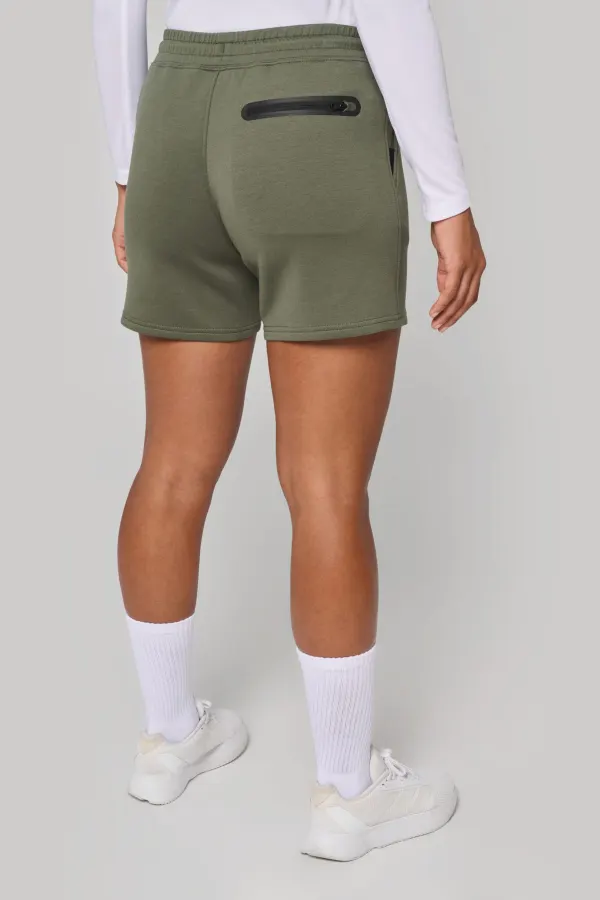 Short femme porté — vue 1