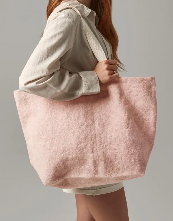 Soft Washed Jute Beach Bag porté — vue 2