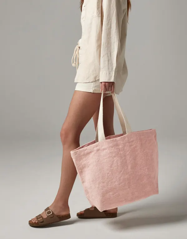 Soft Washed Jute Beach Bag porté — vue 3