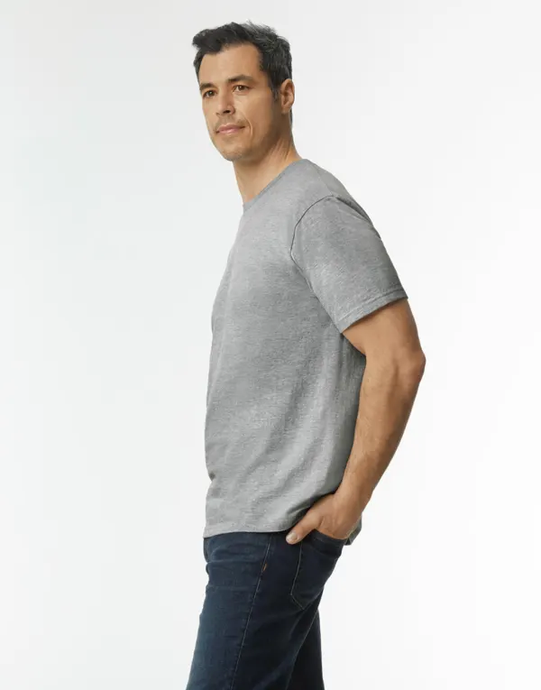 Softstyle Midweight Adult T-Shirt porté — vue 1