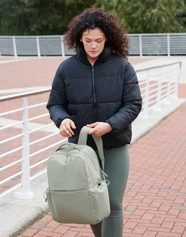 Studio Backpack porté — vue 1