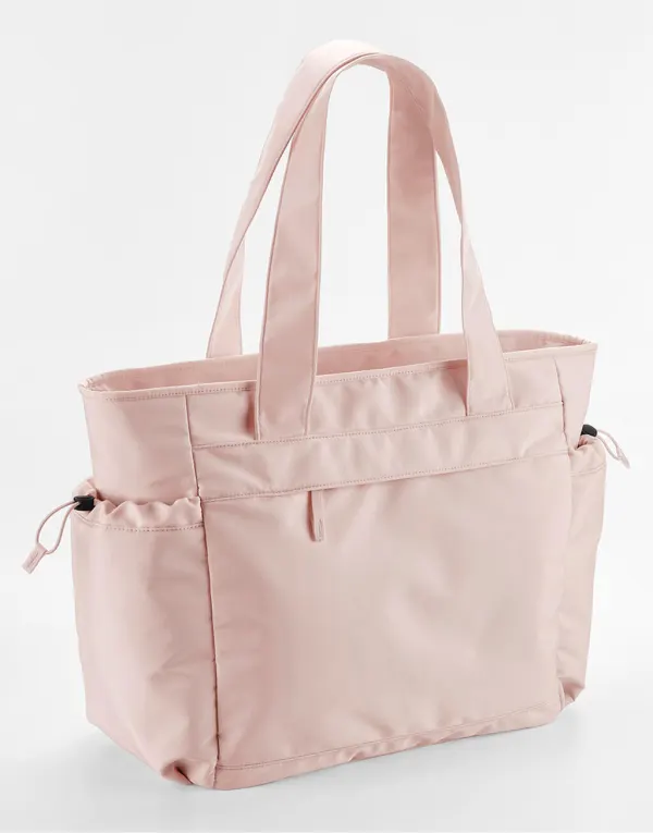 Studio Oversized Tote porté — vue 1