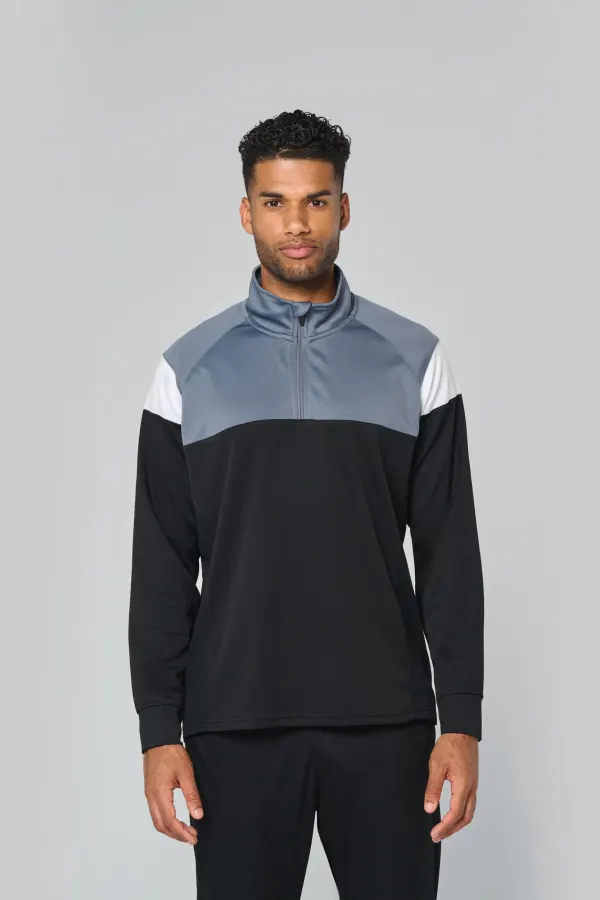 Sweat d'entrainement 1/4 zip unisexe porté — vue 2