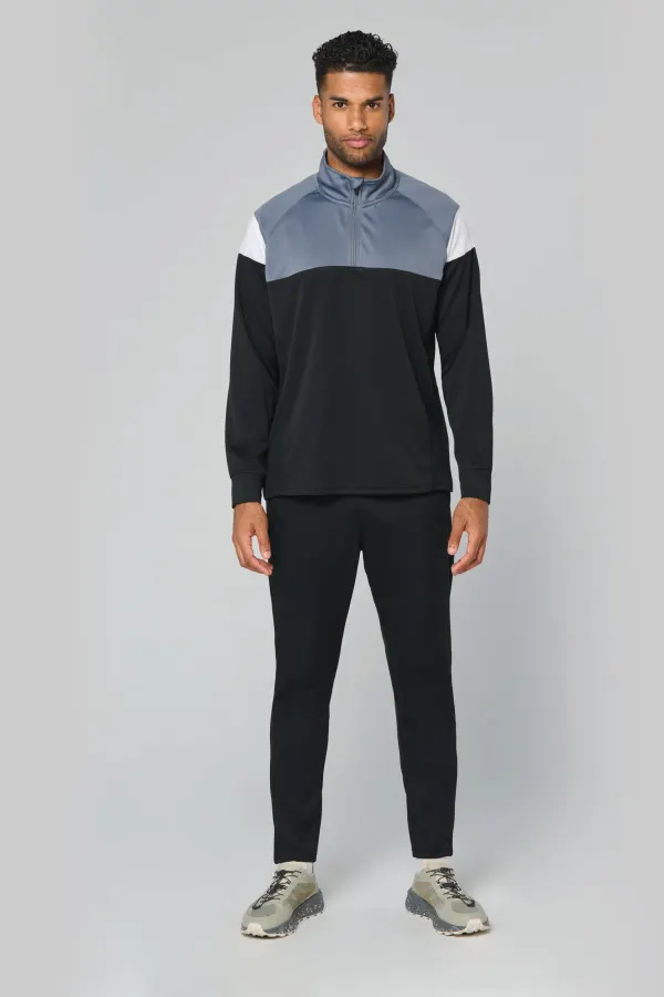 Sweat d'entrainement 1/4 zip unisexe porté — vue 3