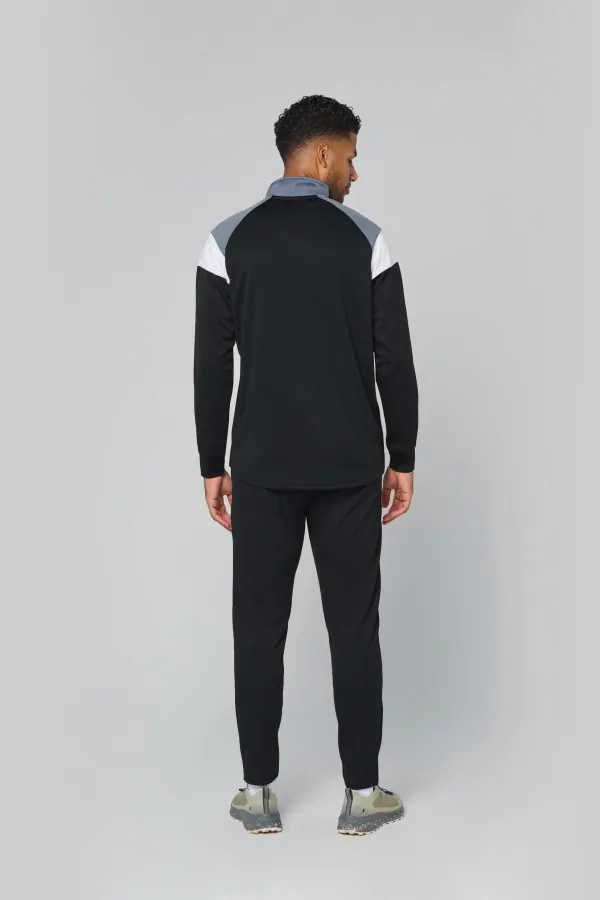 Sweat d'entrainement 1/4 zip unisexe porté — vue 4