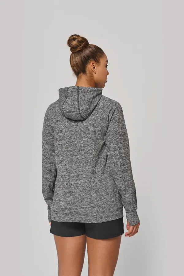 Sweat-shirt à capuche 1/4 zip sport unisexe porté — vue 4
