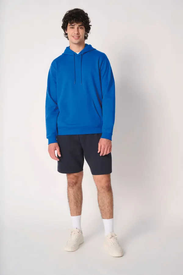Sweat-shirt à capuche unisexe porté — vue 4