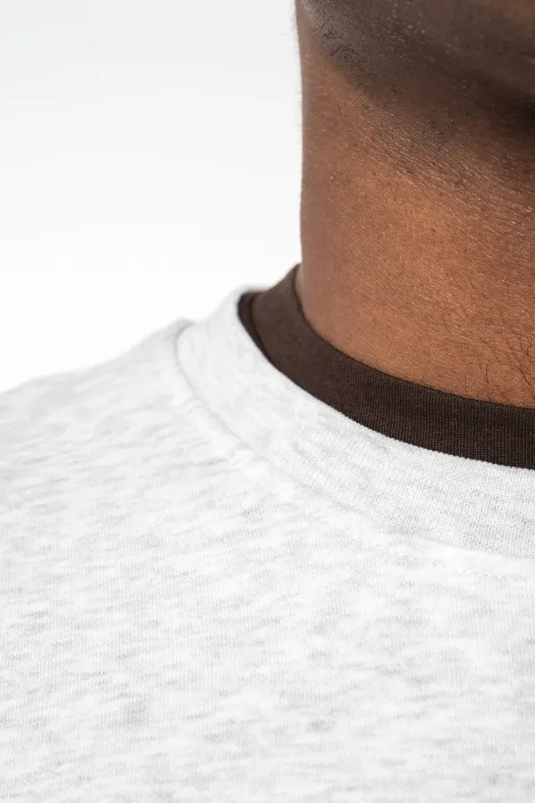 Sweat-shirt col rond homme (K488) porté — vue 2