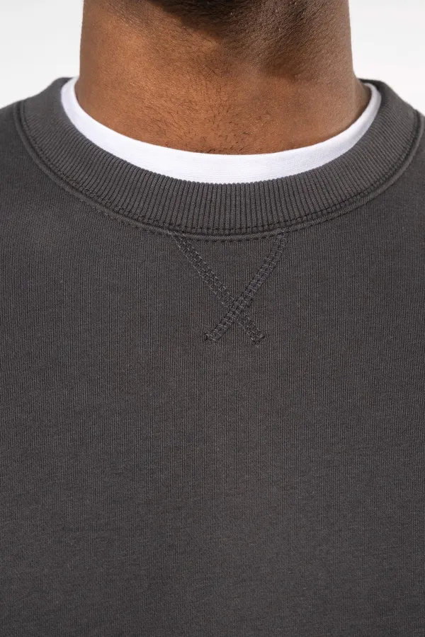 Sweat-shirt col rond unisexe porté — vue 3