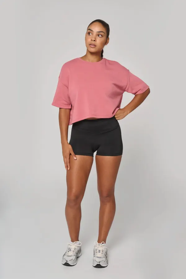 Sweat-shirt crop à manches courtes col rond femme porté — vue 4