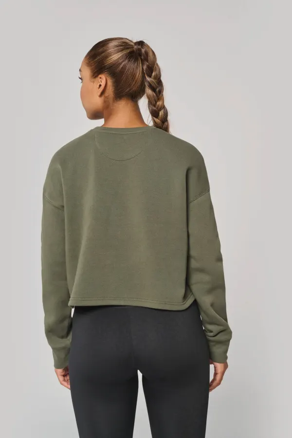 Sweat-shirt crop col rond femme porté — vue 1