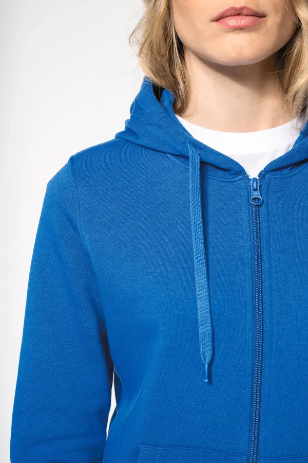 Sweat-shirt écoresponsable zippé à capuche femme porté — vue 2