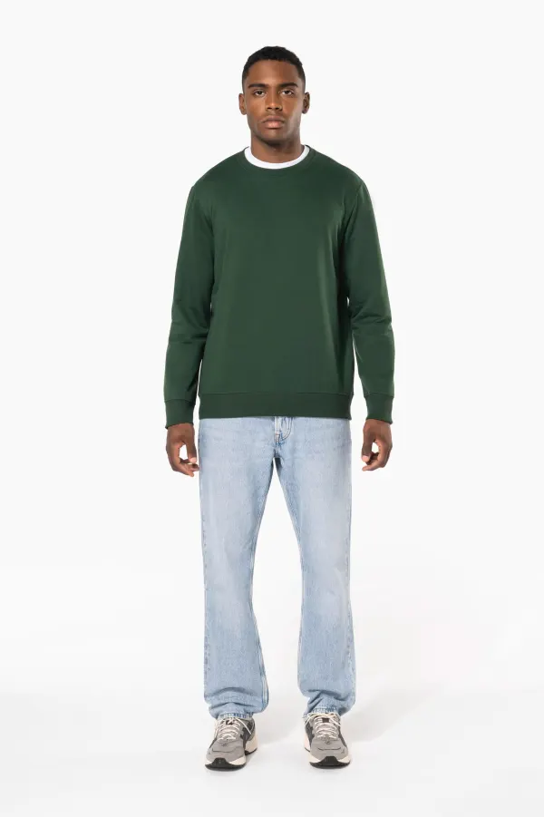 Sweat-shirt recyclé col rond unisexe porté — vue 4