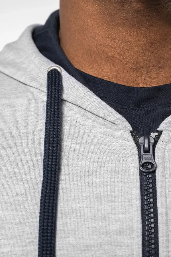 Sweat-shirt zippé capuche contrastée porté — vue 3